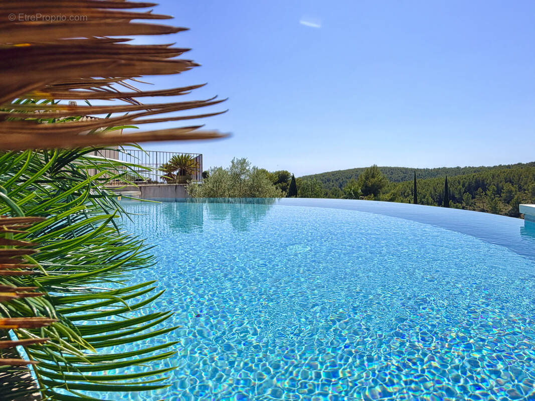 Photo Maison à Bandol au prix de 1 970 000€