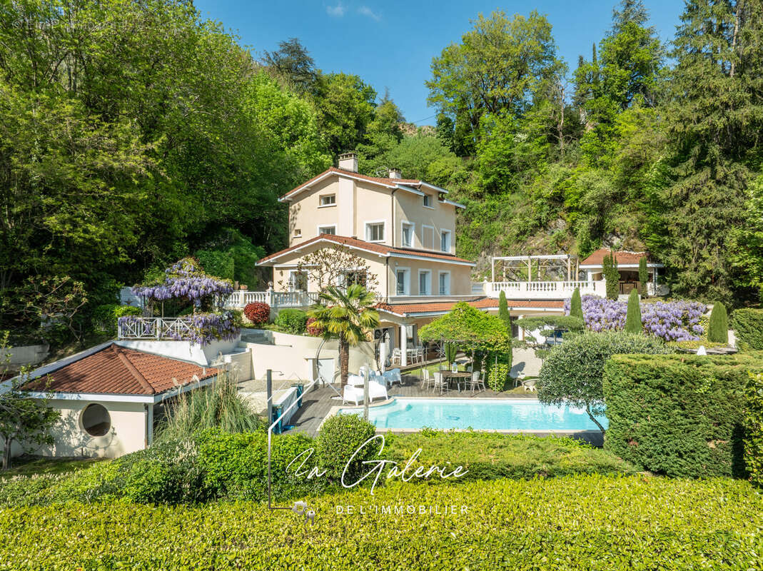 Maison à CORENC