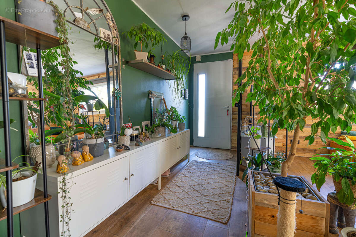 Maison 90m² à mésigny - photo 8