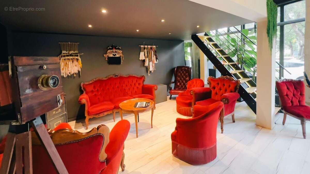 Loft Commercial Atypique et Haut de Gamme – Hyper Centre de Pau - 130M² - photo 4