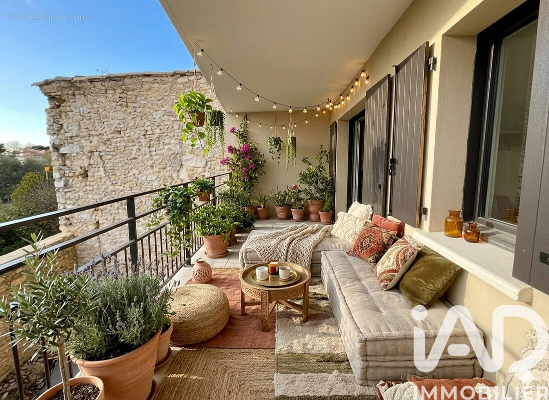 Photo 1 - Appartement à VALERGUES