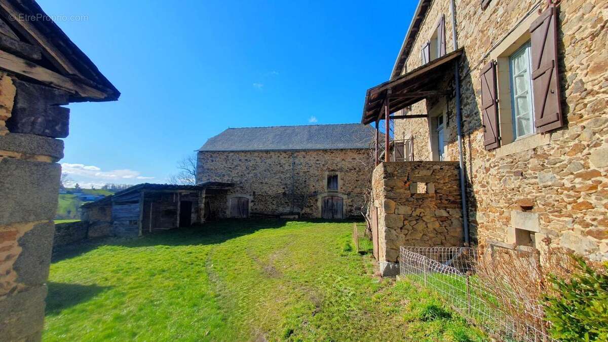 Maison à MORLHON-LE-HAUT