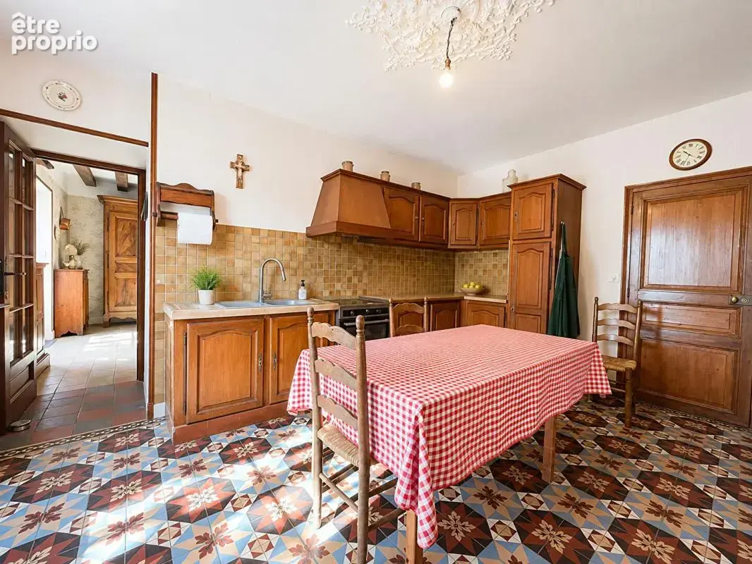 Maison à 5 min de Levroux 9 pièce(s) 290 m2 - photo 6