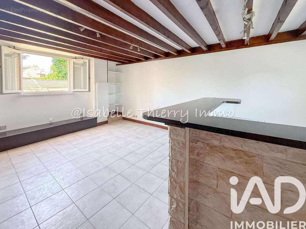 Photo 2 - Appartement à BALLAINVILLIERS