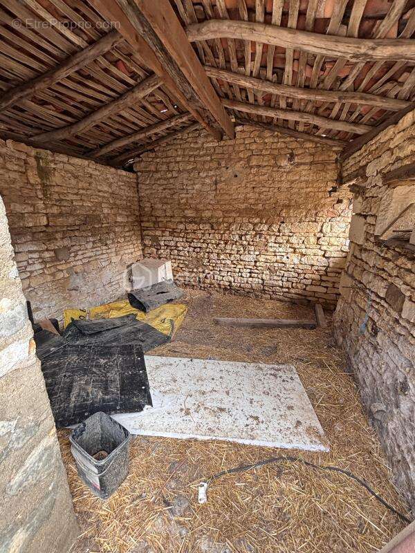 Maison en pierre 168m2 + Dépendances – Val-de-Bonnieure - photo 18