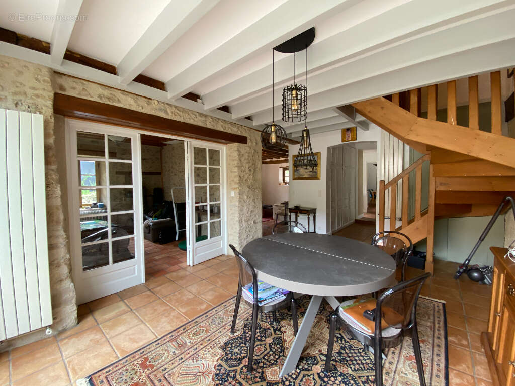 Maison à MONTFORT-L'AMAURY