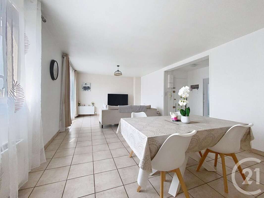 Appartement à SAINT-CLEMENT