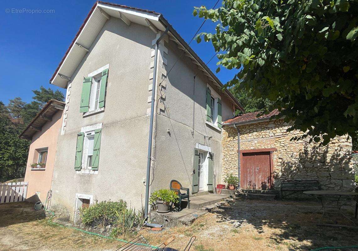 Maison Chateau L Eveque 4 pièce(s) 142 m2 - photo 6