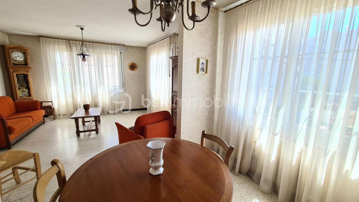 Appartement à NIMES