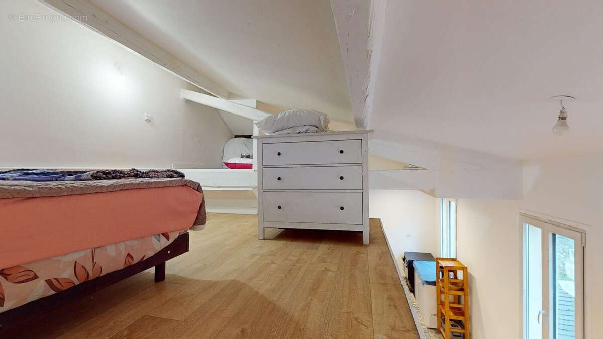 Appartement à PARIS-19E