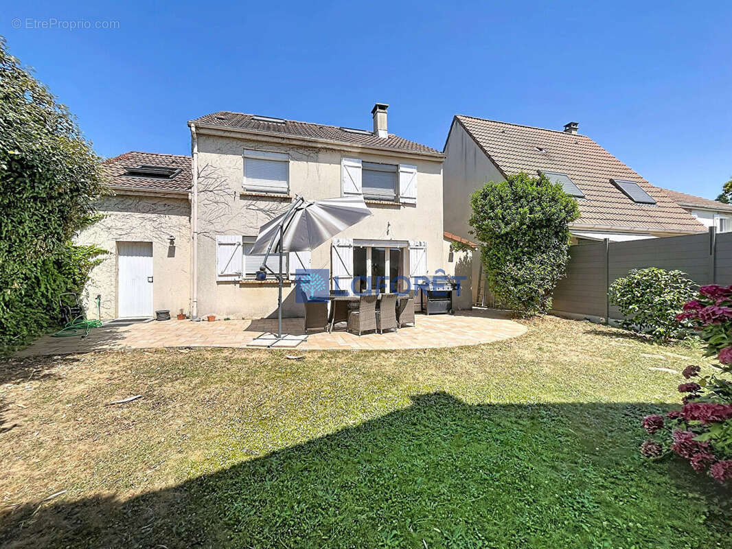 Maison à SAINT-GERMAIN-LES-CORBEIL