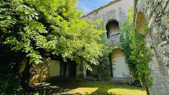 Maison à VAISON-LA-ROMAINE