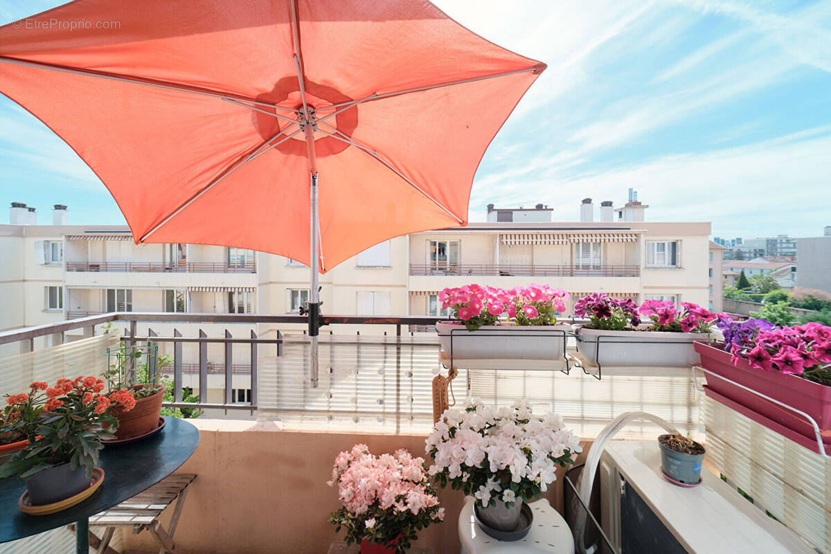 Appartement à LYON-8E