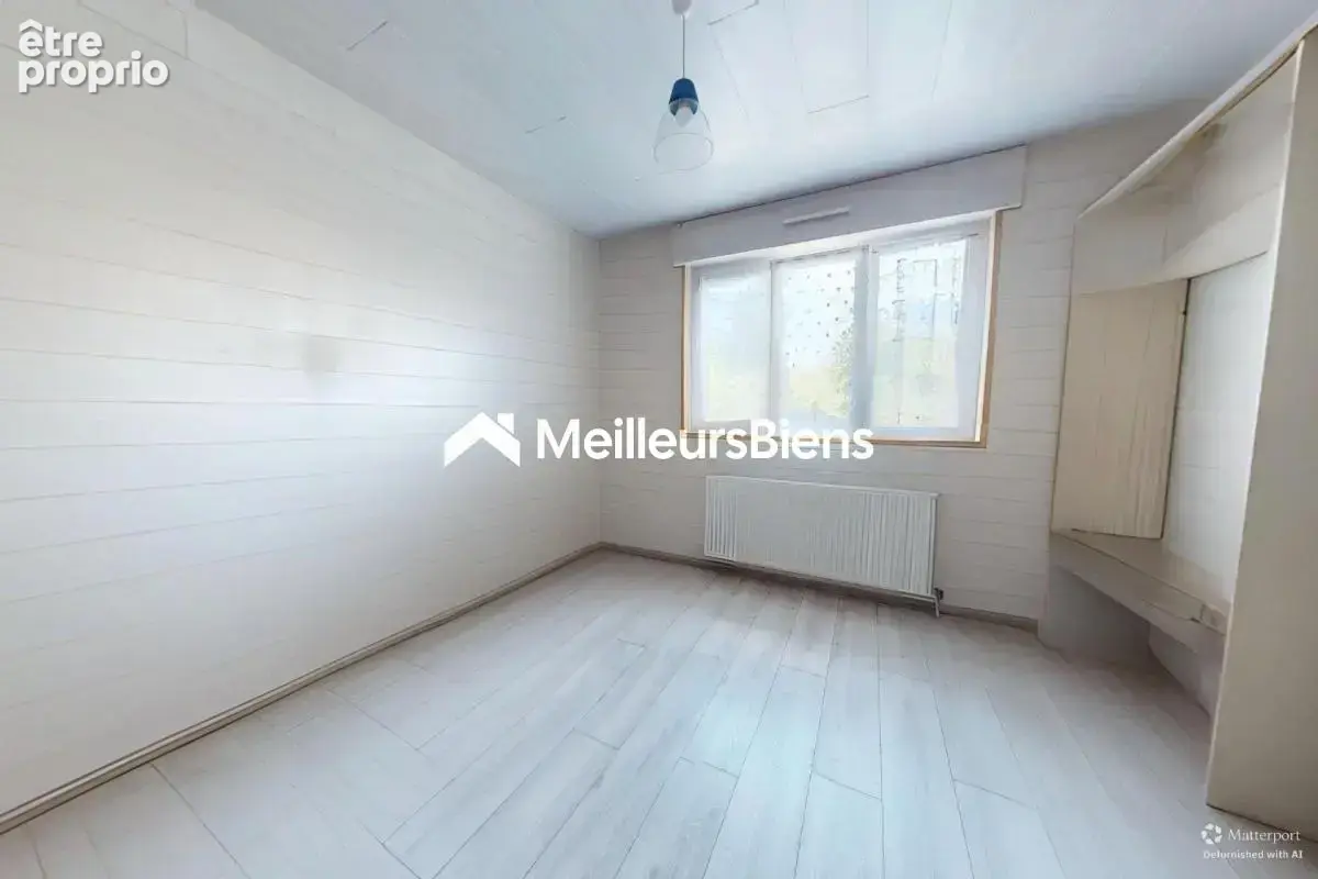 Maison 4 chambres sur terrain de 770 m² - photo 8