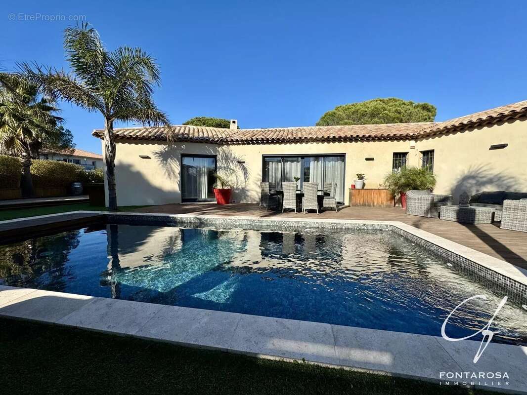 Maison à PUGET-SUR-ARGENS