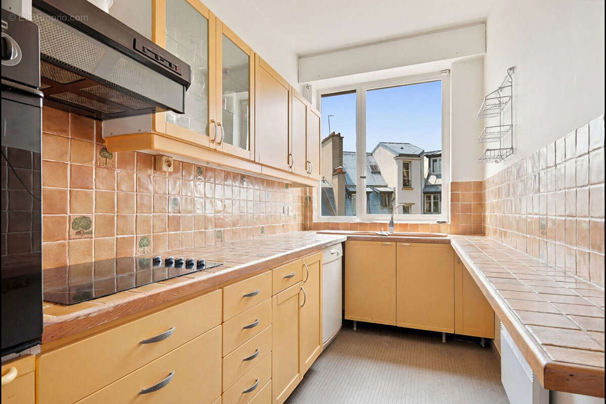 Appartement à PARIS-5E