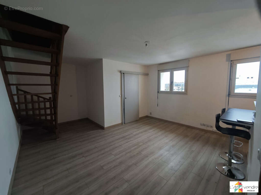 Appartement à LE PLESSIS-TREVISE