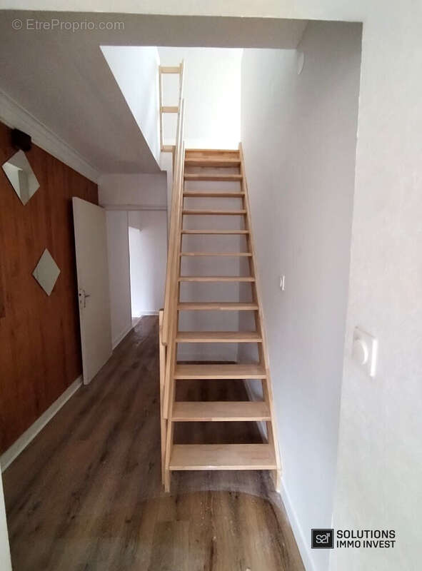 Appartement à PLOUNEVEZ-LOCHRIST