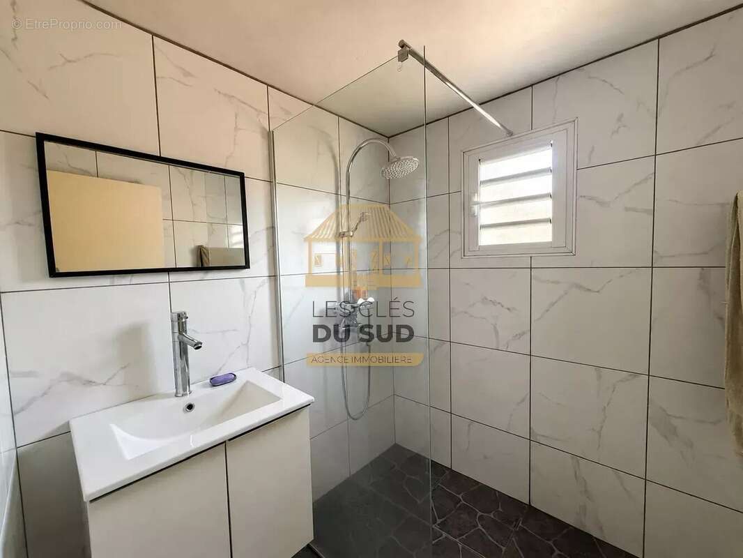 A vendre- villa de type t4 de 106 m2 environ - saint- joseph - 219 000 € - photo 7