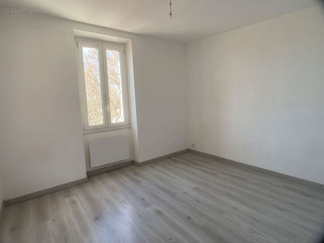 Appartement à SAINT-CYR-SUR-MER