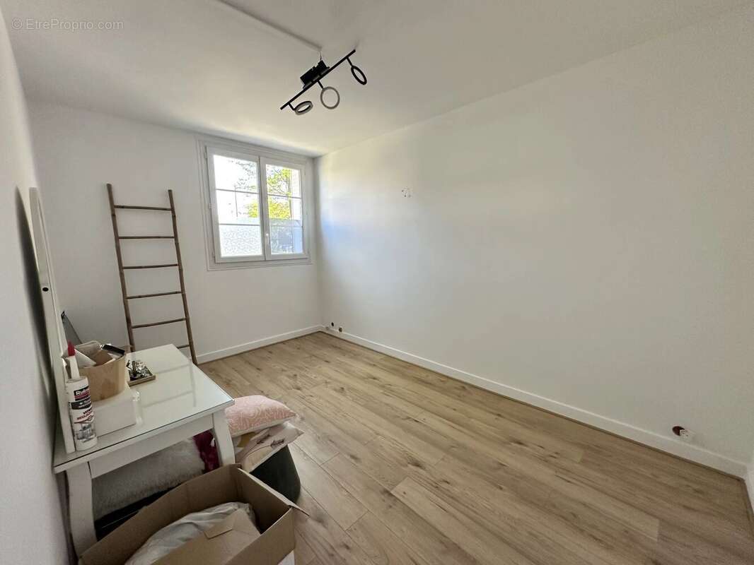 Appartement à COLOMBES