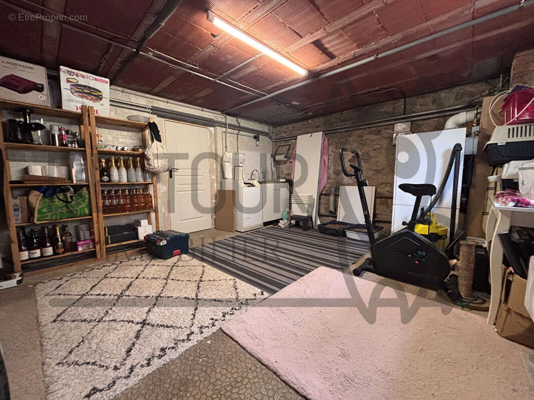 Maison à FAREMOUTIERS