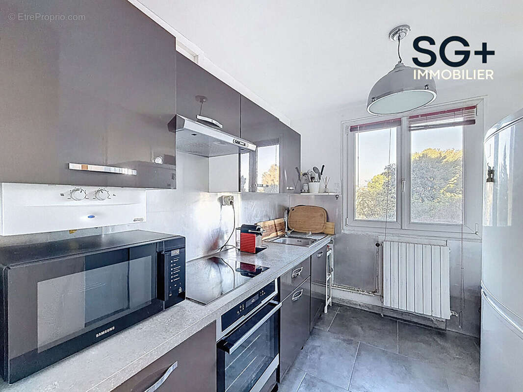 Appartement à MARSEILLE-10E