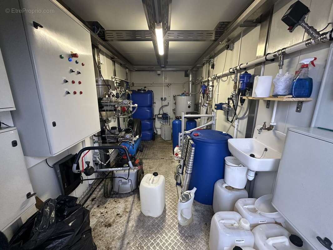 Autre à LIGNY-LE-CHATEL