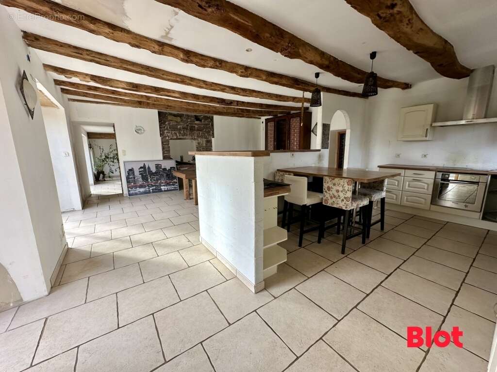 Maison à SAINT-MALON-SUR-MEL