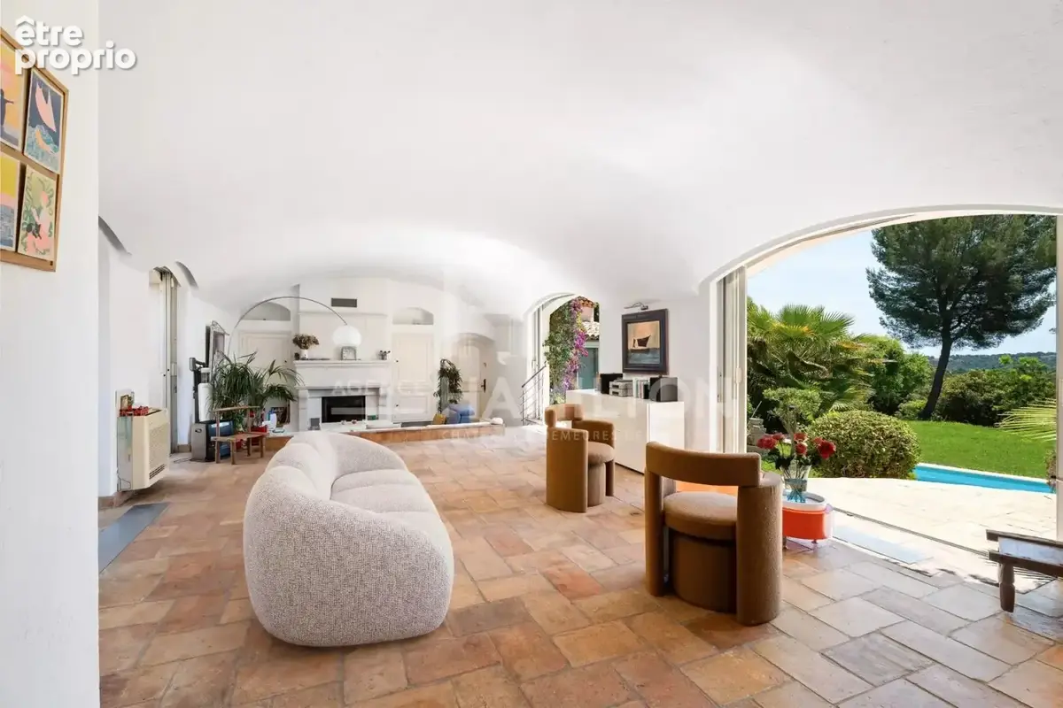 Biot villa avec vue, 4 chambres et une maison d'amis avec 2 cham - photo 3