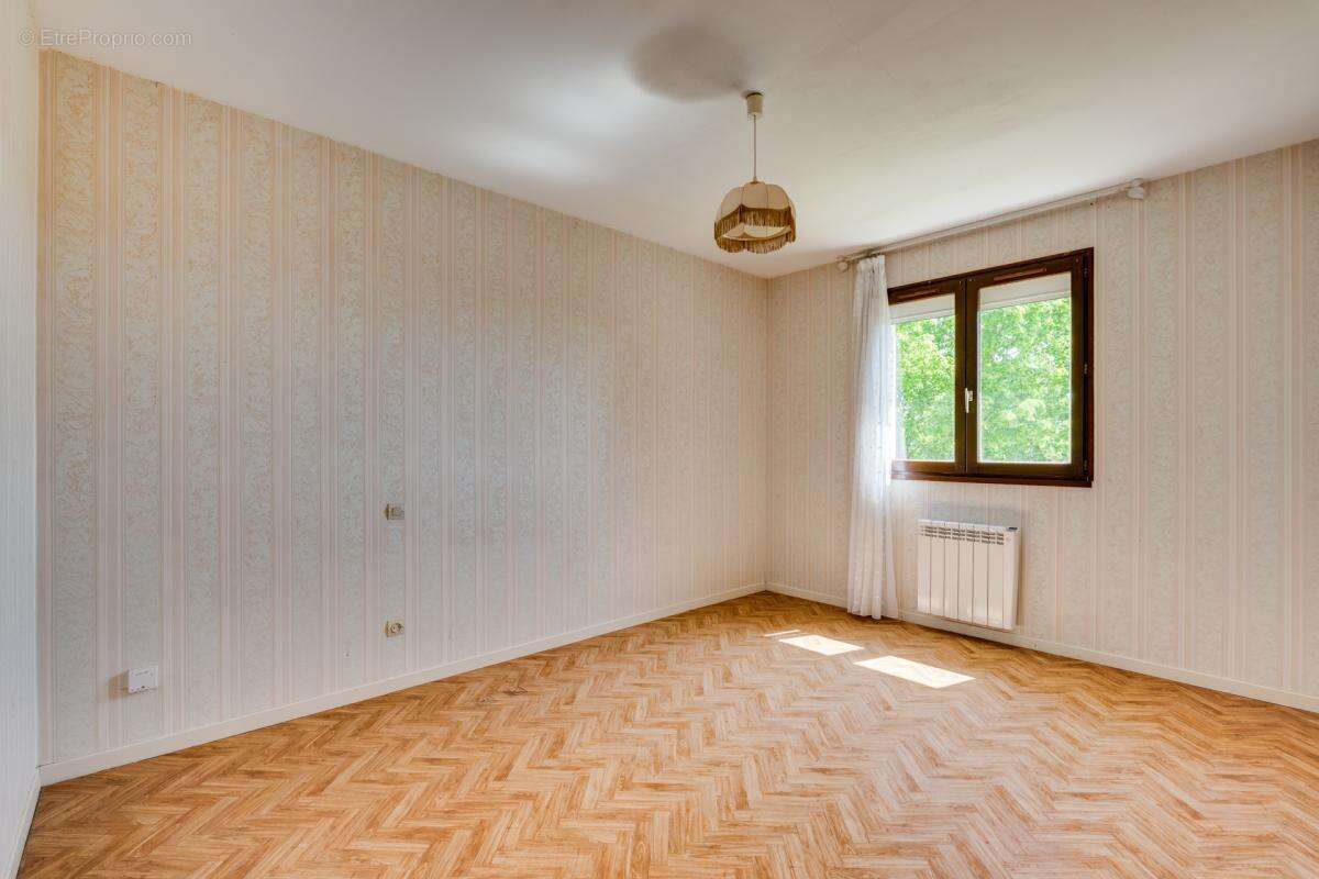 Maison 100 m² à Maureville  - photo 8