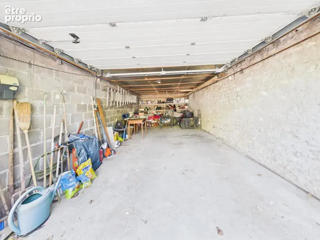 Maison de 179 m2 à Loudun , 5 chambres, grand jardin arboré, garage, vaste sous sol - photo 14