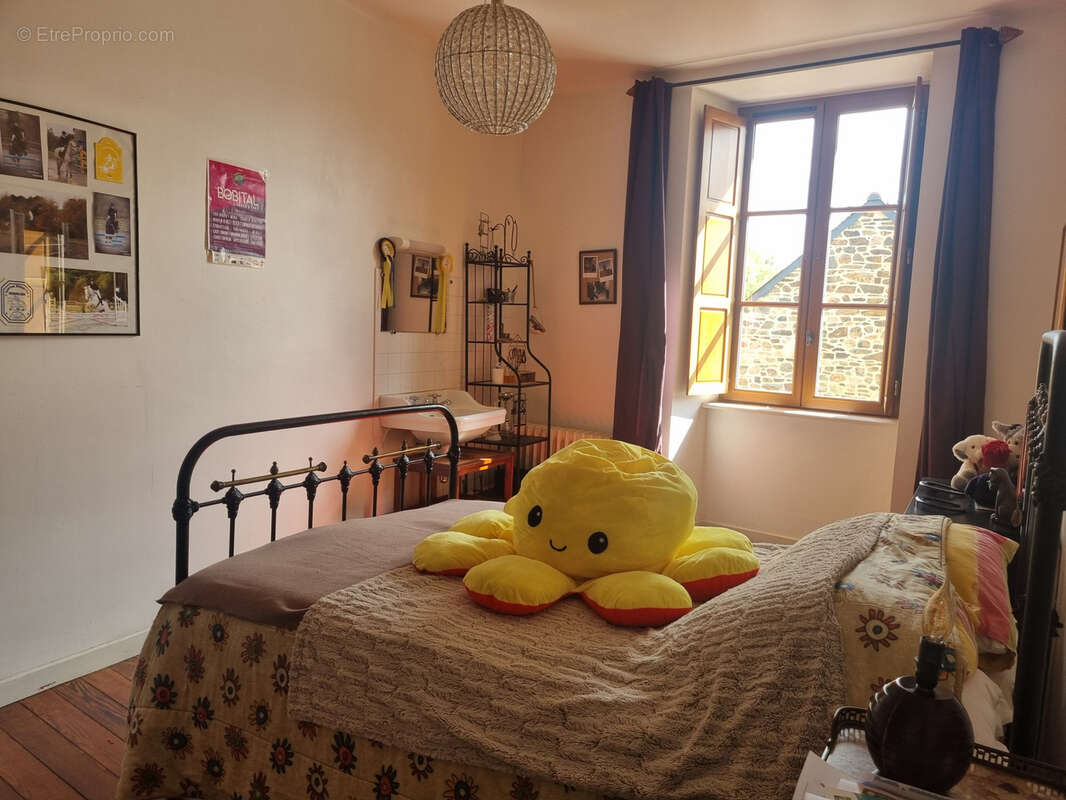 Maison à LANVOLLON