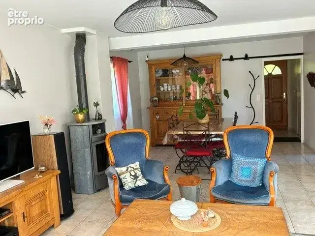 Maison 6 pièces 121 m² à vendre à Saint-Aubin-D'aubigne (35250) - photo 5