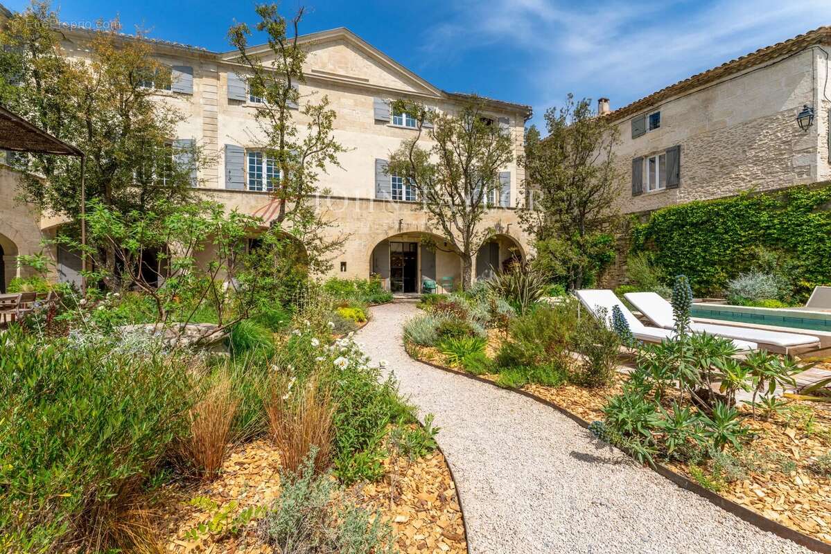 Maison à SAINT-REMY-DE-PROVENCE