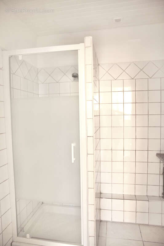 Appartement à MARSEILLE-7E