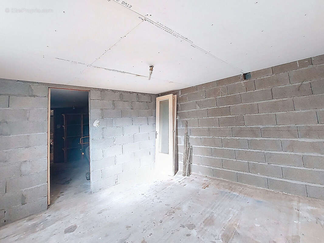 Maison à SAINTE-LUCE-SUR-LOIRE