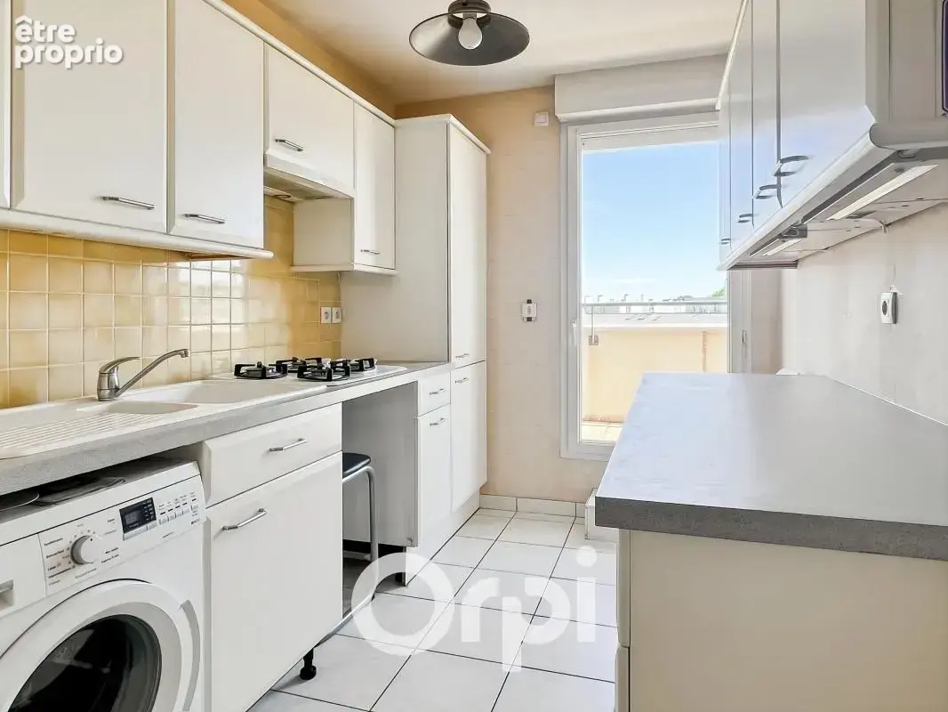 Appartement À Vendre - photo 5