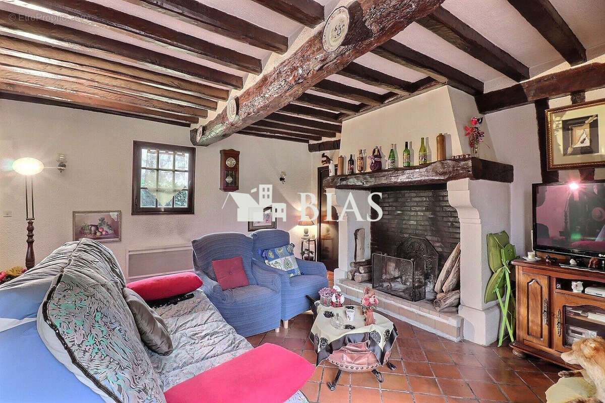 Maison à PONT-L&#039;EVEQUE