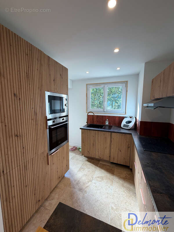 Toulon est - charmant faux t3 56m2 avec balcon et cave - photo 12