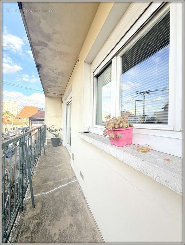 Drancy - immeuble 2 appartements f3 + garages + jardin - photo 16