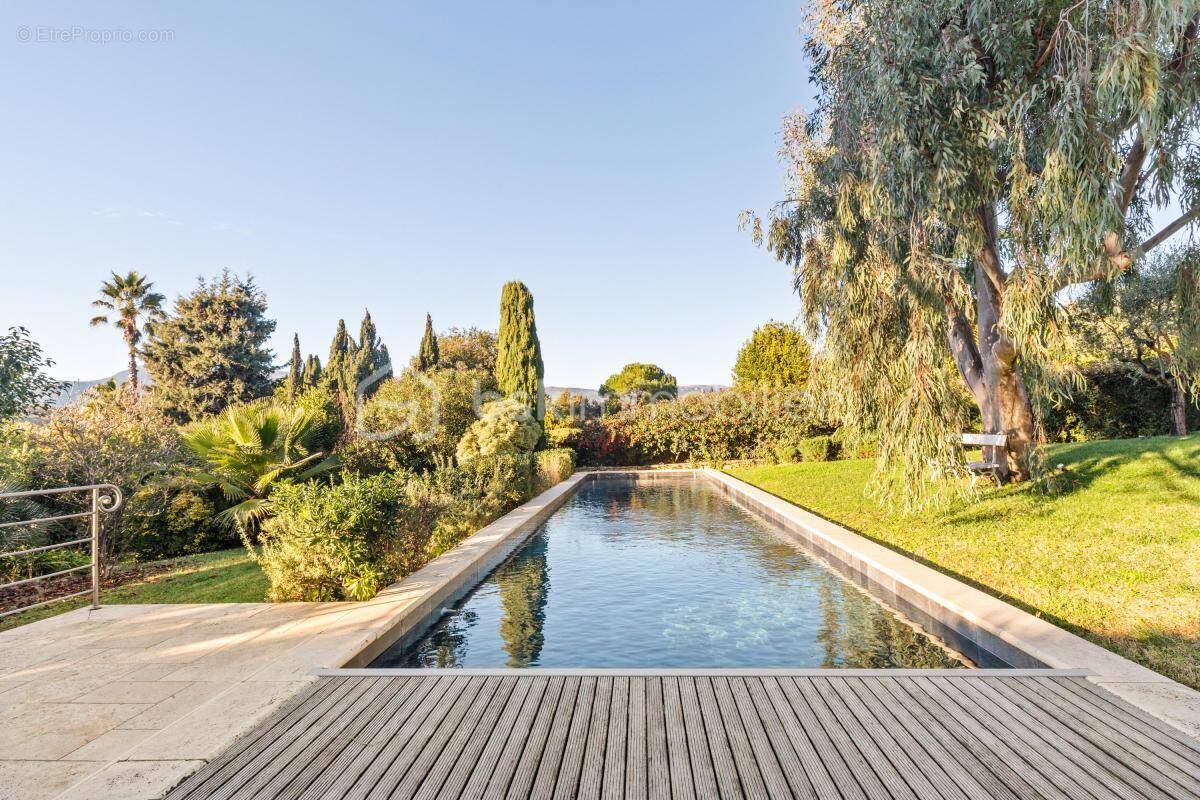 Maison à LA COLLE-SUR-LOUP