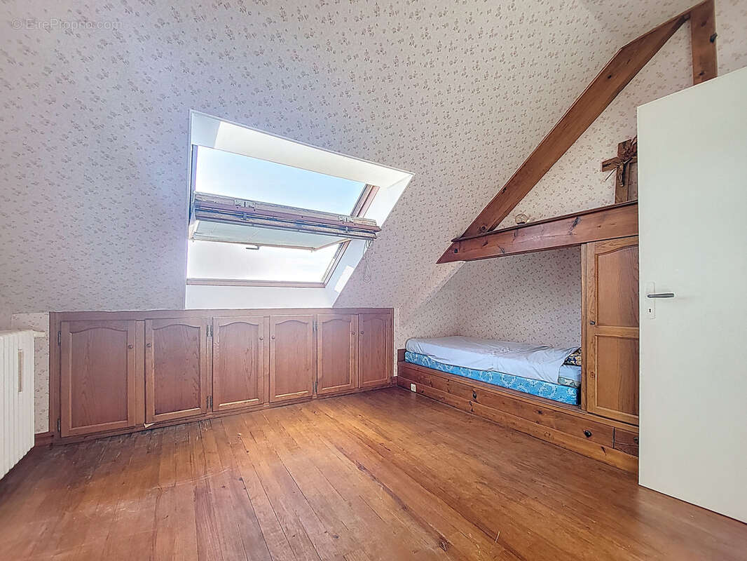 Maison à MONTCHATON