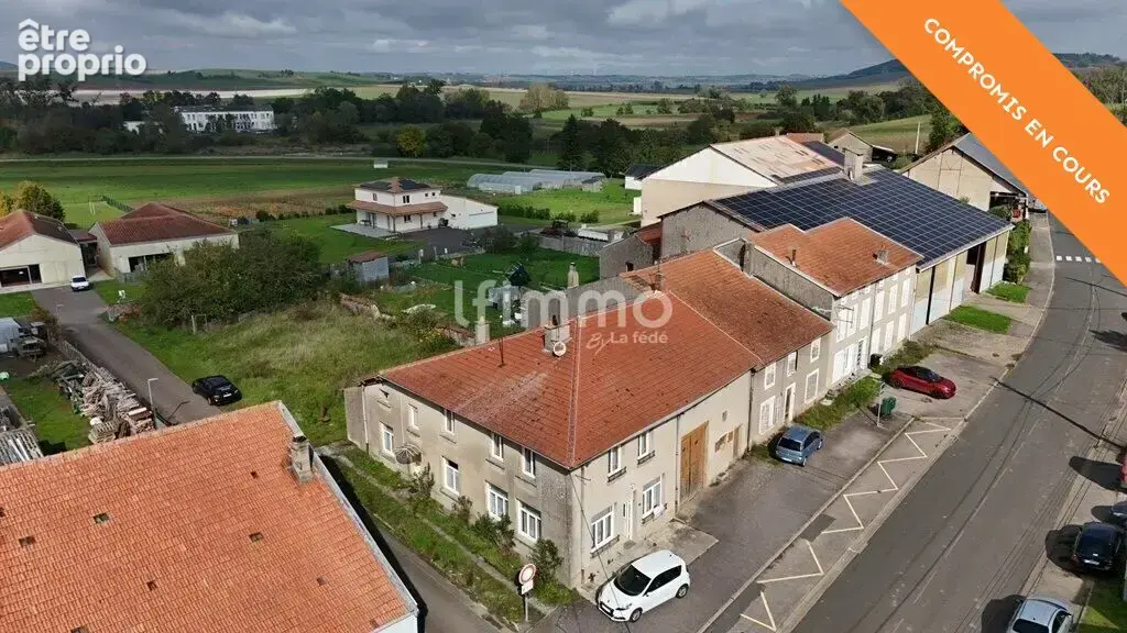 Sous Compromis : Bâtisse Historique, à vendre dans le Saulnois - photo 2