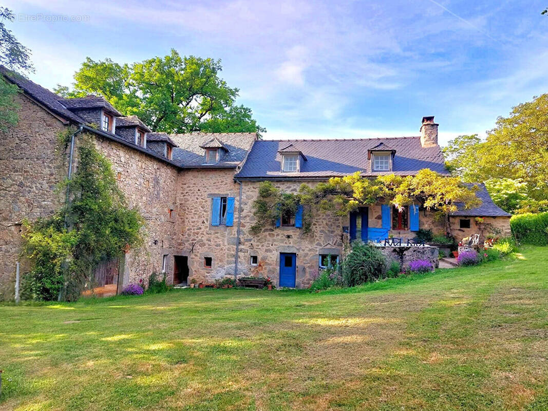 Maison à LUNAC