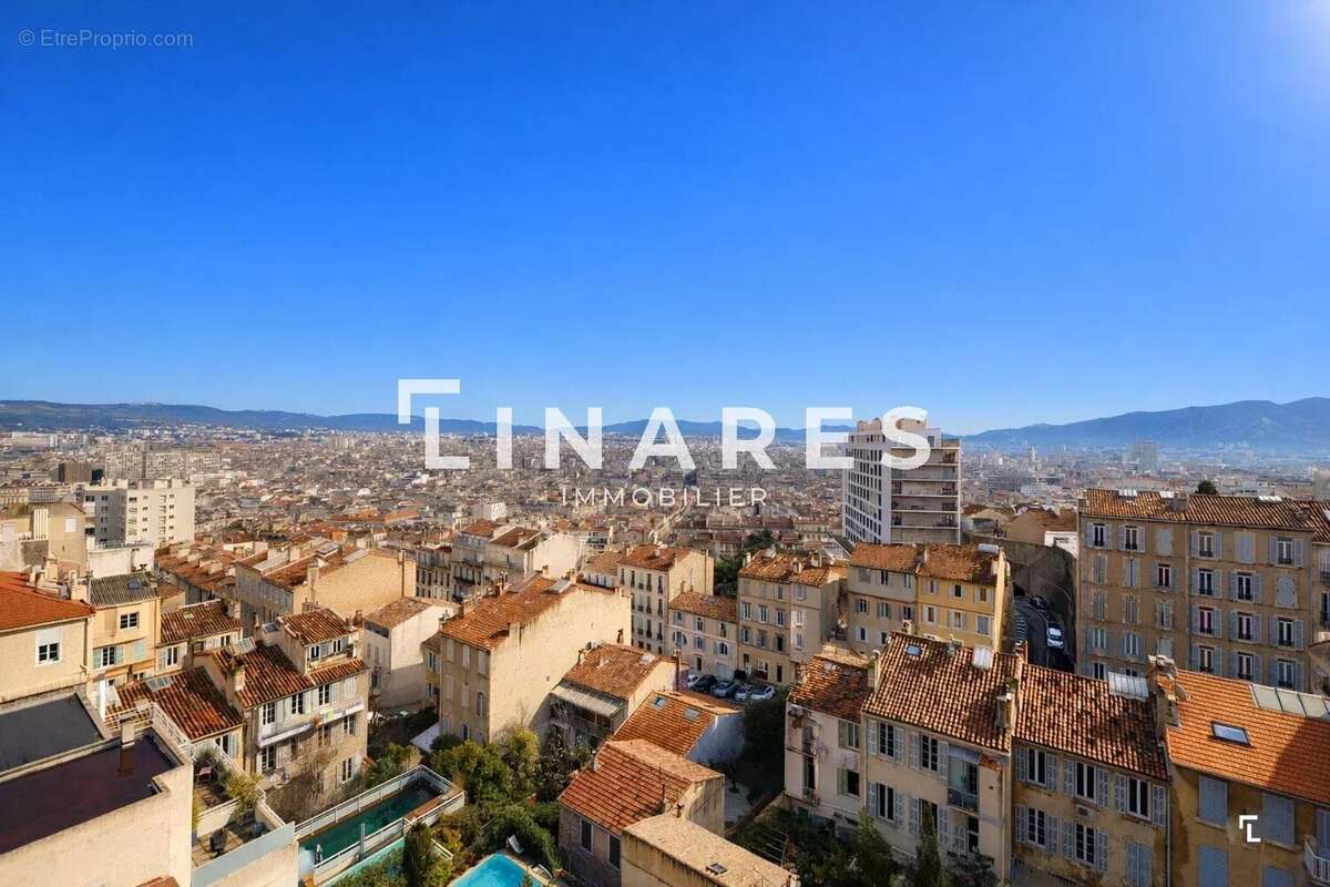 Appartement à MARSEILLE-6E