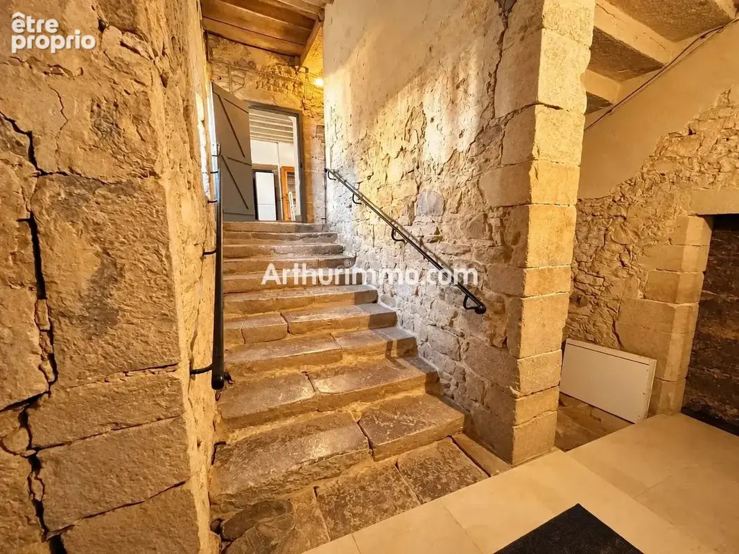 Chateau jura a vendre cuisia 39190  – maison forte type chateau – 414 m² – 12 pièces - photo 19