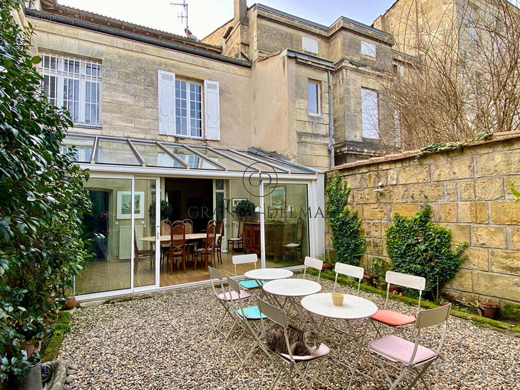 Maison à BORDEAUX