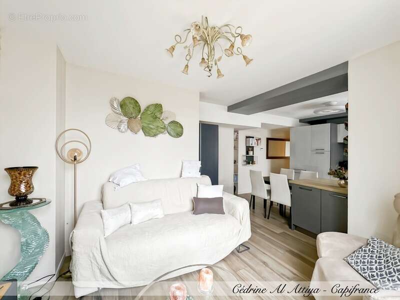 Appartement à PERIGNY