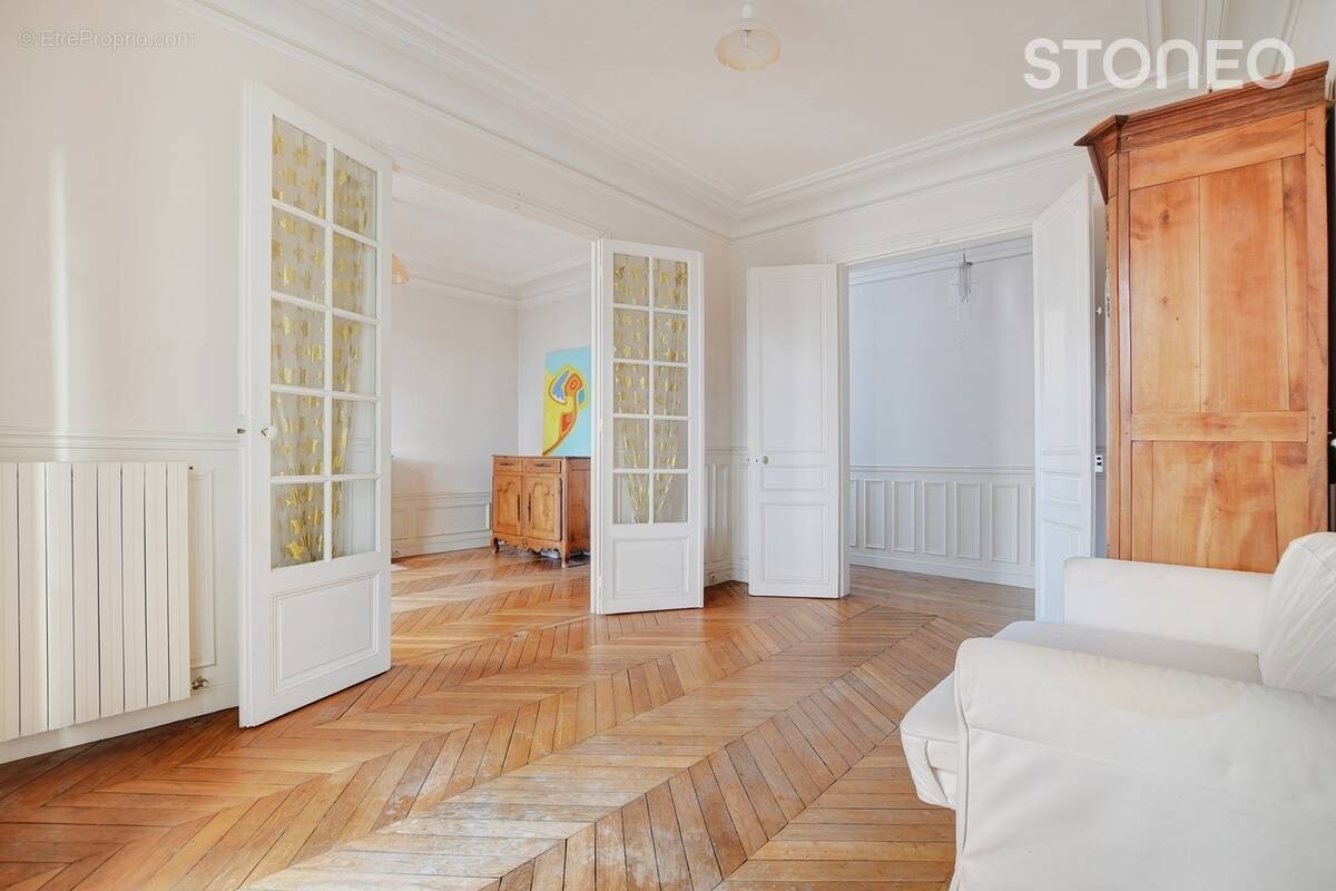Appartement à PARIS-15E